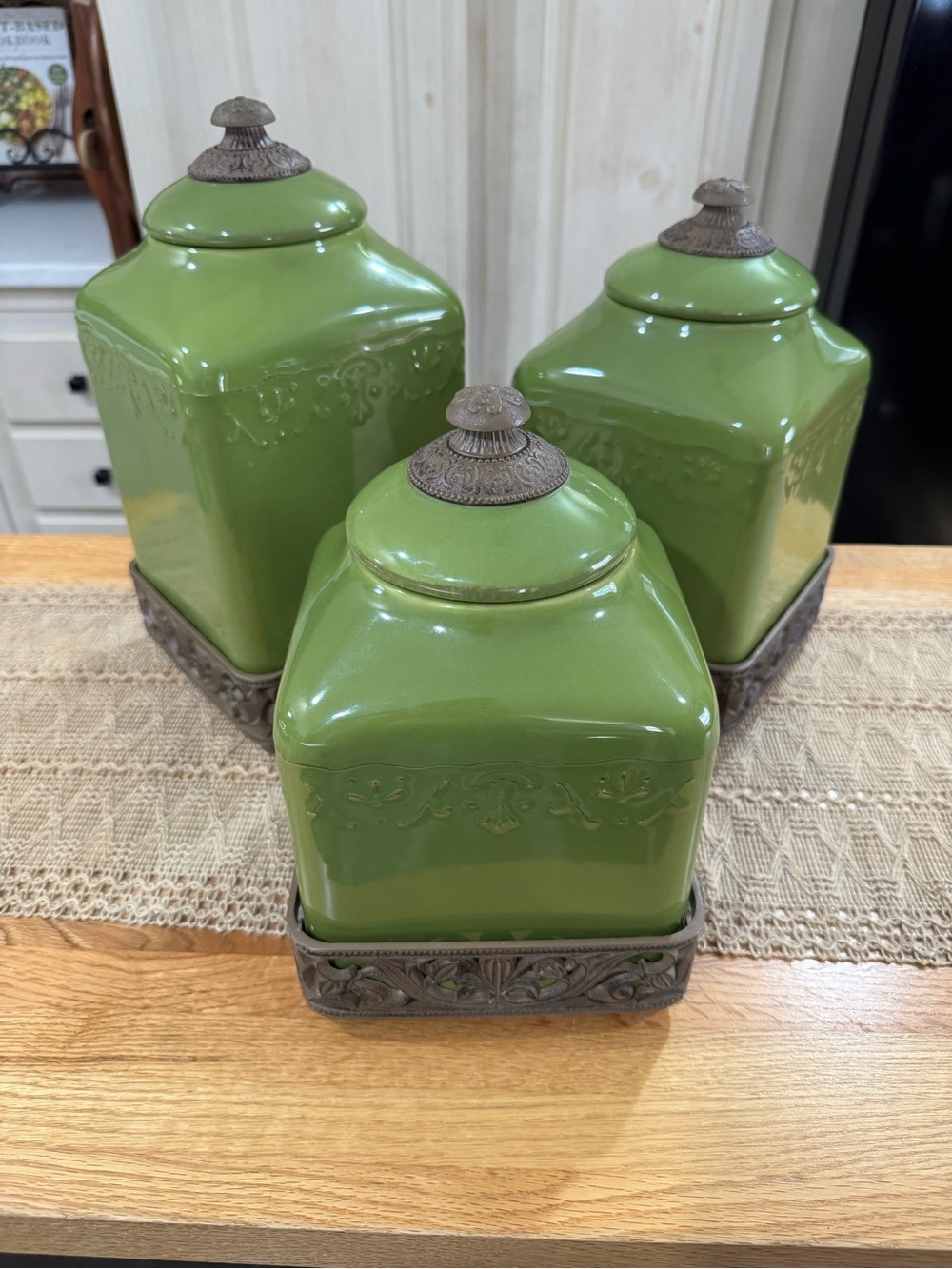 LNWOT Green Tuscan look kitchen canisters